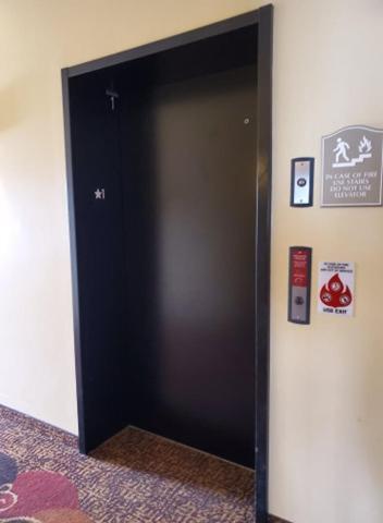 Fairbury The Edgewood Hotel And Suites מראה חיצוני תמונה